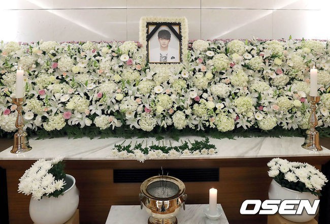 Lặng người xót xa trước di ảnh của em trai Ha Ji Won ở nhà tang lễ  - Ảnh 3.