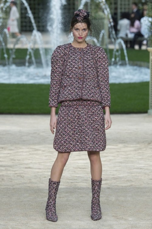 Con gái 16 tuổi của Cindy Crawford xuất hiện ấn tượng ở Tuần lễ Thời trang Haute Couture - Ảnh 5.