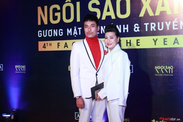 Minh Tú đọ dáng quyến rũ với Top 3 Hoa hậu Hoàn Vũ Việt Nam trên thảm đỏ - Ảnh 6.