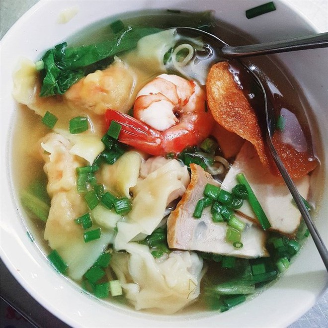 Dạo quanh các khu ẩm thực nước ngoài ở Sài Gòn, không chỉ có món ăn ngon mà chụp ảnh sống ảo cũng cực chất - Ảnh 6.