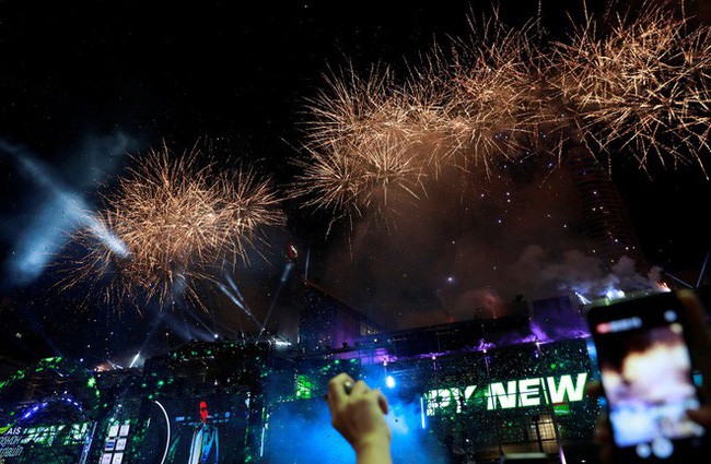 Chùm ảnh: Không khí tưng bừng đón chào năm mới 2019 trên khắp thế giới, rộn ràng náo nhiệt và đầy hy vọng - Ảnh 20.