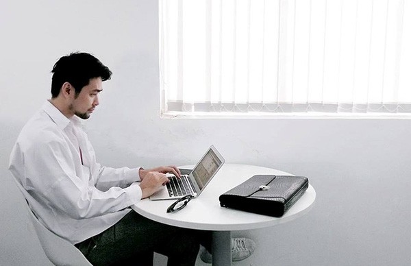 Ngày con trai đưa người yêu về ra mắt, vợ chồng tôi sửng sốt không biết xưng hô thế nào - Ảnh 1. Ngày con trai đưa người yêu về ra mắt, vợ chồng tôi sửng sốt không biết xưng hô thế nào - Ảnh 1.