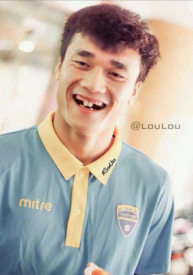 Ảnh chế răng móm của các tuyển thủ Việt Nam khiến người hâm mộ bật cười vì hài hước - Ảnh 11.