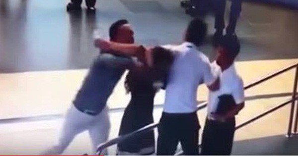 Nhân viên an ninh sân bay Nội Bài bị hành hung, đánh gãy 4 răng cửa - Ảnh 1.
