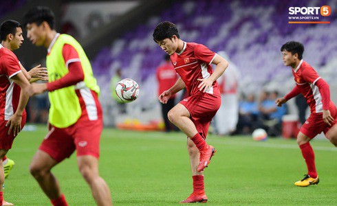 Việt Nam 2-0 Yemen: Thầy trò Park Hang-seo thấp thỏm chờ vé đi tiếp - Ảnh 14.