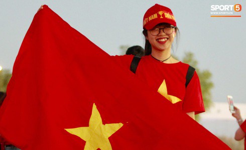 Việt Nam 2-0 Yemen: Thầy trò Park Hang-seo thấp thỏm chờ vé đi tiếp - Ảnh 23. Việt Nam 2-0 Yemen: Thầy trò Park Hang-seo thấp thỏm chờ vé đi tiếp - Ảnh 23.