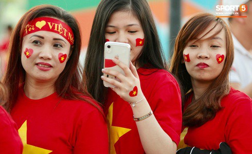 Việt Nam 2-0 Yemen: Thầy trò Park Hang-seo thấp thỏm chờ vé đi tiếp - Ảnh 40. Việt Nam 2-0 Yemen: Thầy trò Park Hang-seo thấp thỏm chờ vé đi tiếp - Ảnh 40.