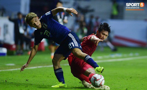 Việt Nam 0-1 Nhật Bản: Trận đấu đáng tự hào của ĐT Việt Nam - Ảnh 10.