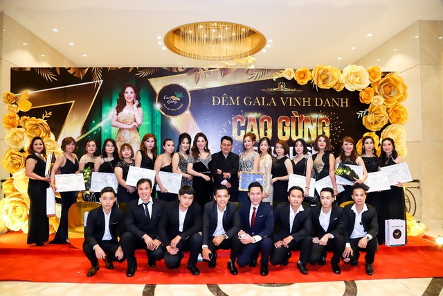 D&agrave;n sao Việt hội tụ trong đ&ecirc;m Gala tri &acirc;n &ldquo;Cao Gừng &ndash; Paradise By Night&rdquo; - Ảnh 6.