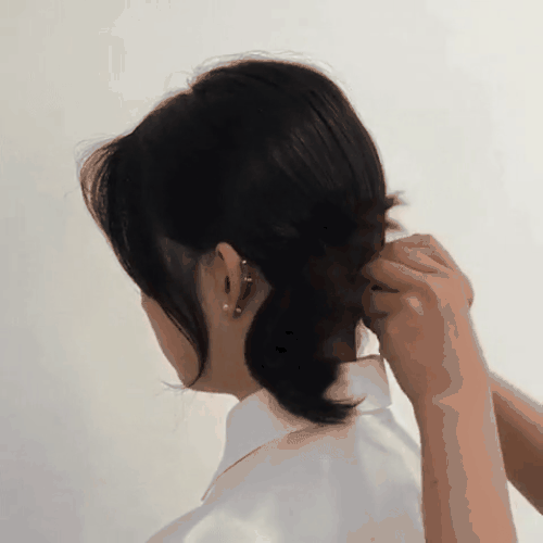 Có ít nhất 4 kiểu tóc búi thấp “dễ ăn” giúp bạn giống gái Hàn không sai một điểm - Ảnh 3.