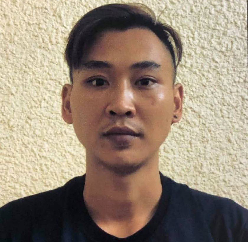 Bất ngờ gia cảnh khốn cùng và thủ đoạn tuyển "đào" của trùm nhóm đánh đập, hiếp dâm nữ nhân viên karaoke - Ảnh 1. Bất ngờ gia cảnh khốn cùng và thủ đoạn tuyển "đào" của trùm nhóm đánh đập, hiếp dâm nữ nhân viên karaoke - Ảnh 1.