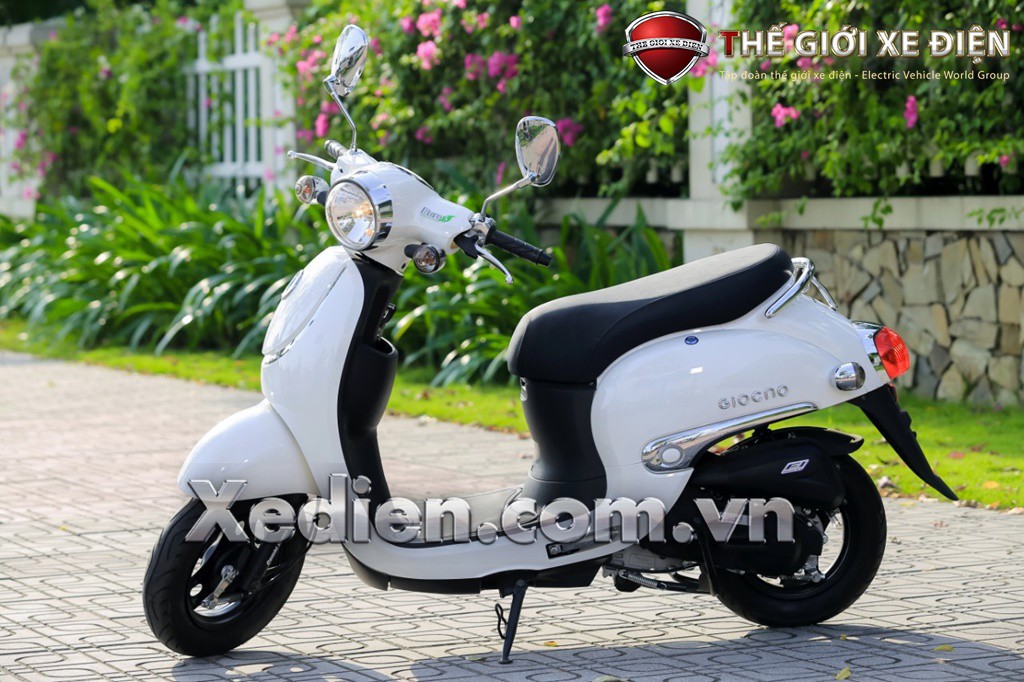 Xe máy 50cc Giorno Smilexu hướng mới của giới trẻ - Ảnh 2.