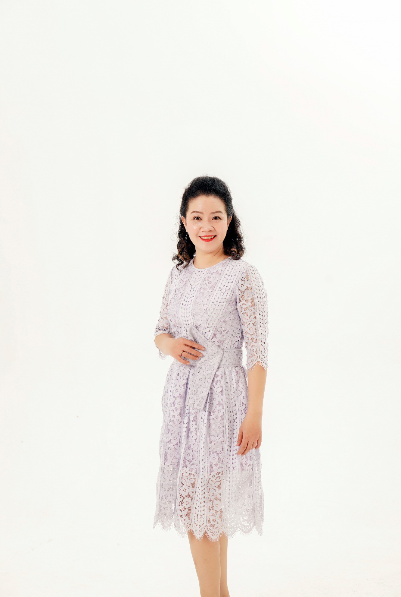 Người khơi nguồn cảm hứng hạnh ph&uacute;c - Ảnh 2.