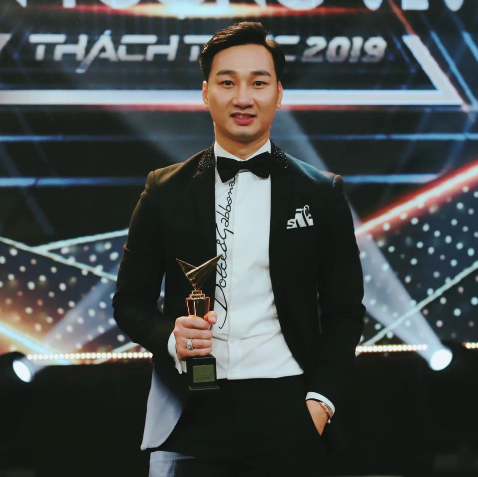 Các nam MC VTV sau đổ vỡ hôn nhân: Người hạnh phúc cưới vợ mới xinh đẹp, kẻ lẻ kín tiếng lẻ bóng đi về - Ảnh 10. Các nam MC VTV sau đổ vỡ hôn nhân: Người hạnh phúc cưới vợ mới xinh đẹp, kẻ lẻ kín tiếng lẻ bóng đi về - Ảnh 10.