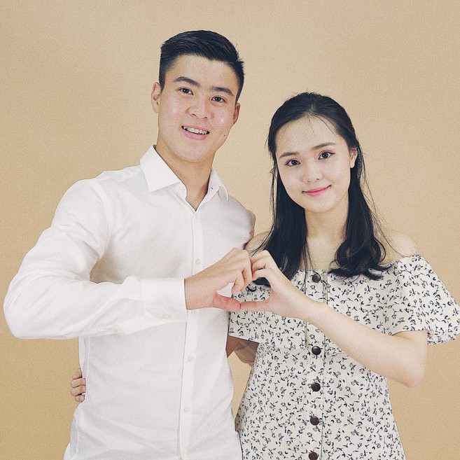 Chuyện tình đẹp như cổ tích của Duy Mạnh với 'công chúa tóc mây' Quỳnh Anh - Ảnh 1. Chuyện tình đẹp như cổ tích của Duy Mạnh với 'công chúa tóc mây' Quỳnh Anh - Ảnh 1.