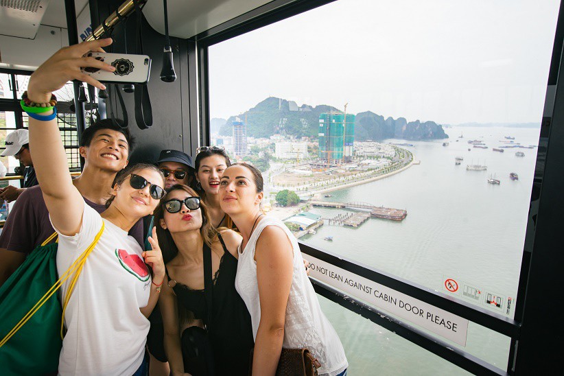Sun World Halong Complex giảm 50% gi&aacute; v&eacute; c&aacute;p treo Nữ Ho&agrave;ng - Ảnh 4.