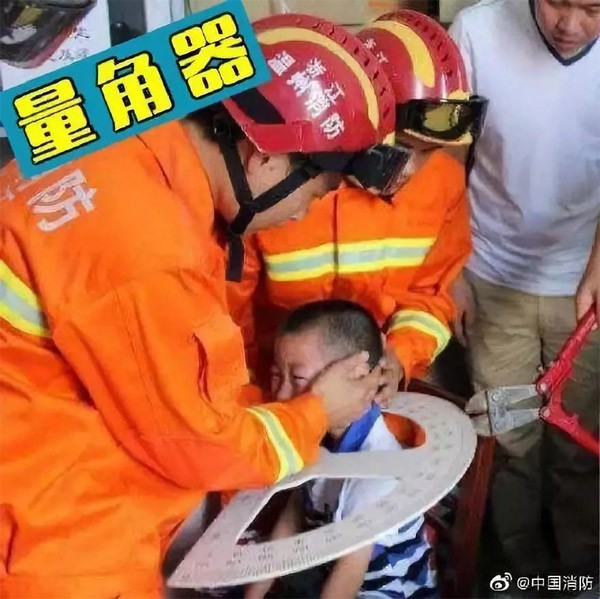 Những tình huống mắc kẹt rất trớ trêu của trẻ và bài học an toàn mà cha mẹ nên dạy con - Ảnh 9. Những tình huống mắc kẹt rất trớ trêu của trẻ và bài học an toàn mà cha mẹ nên dạy con - Ảnh 9.