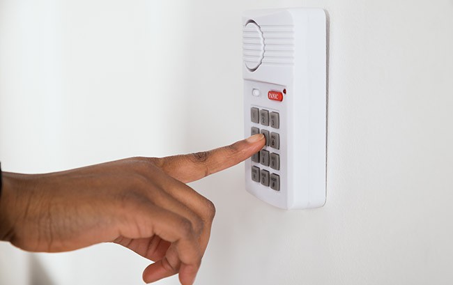 12 điều mà chuyên gia an ninh khuyên bạn không nên làm trong chính ngôi nhà của mình để đảm bảo sự an toàn và bảo mật - Ảnh 4.
