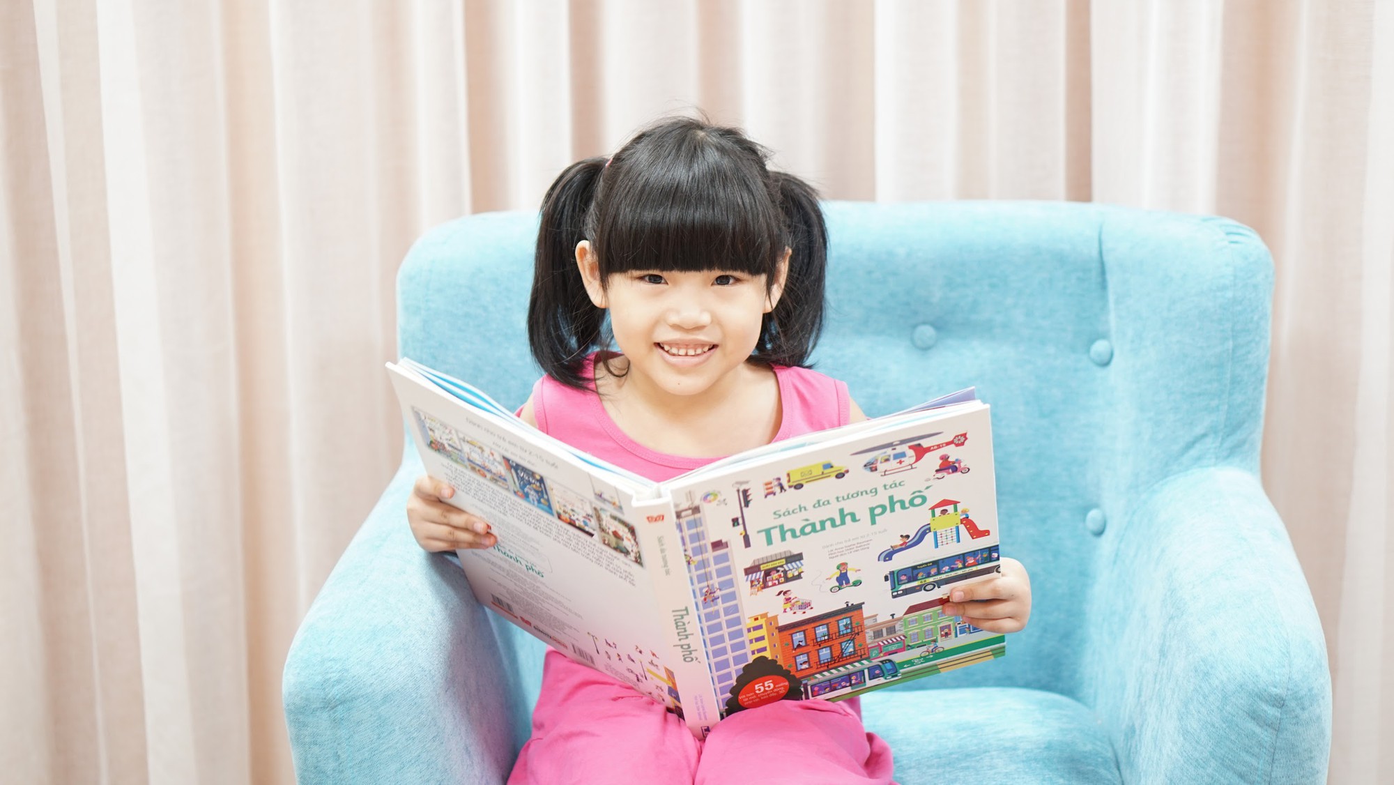 Chính thức ra mắt tại Việt Nam, “siêu phẩm” sách đa tương tác giúp trẻ thông minh nhờ hàng trăm mô hình infographic - Ảnh 1.