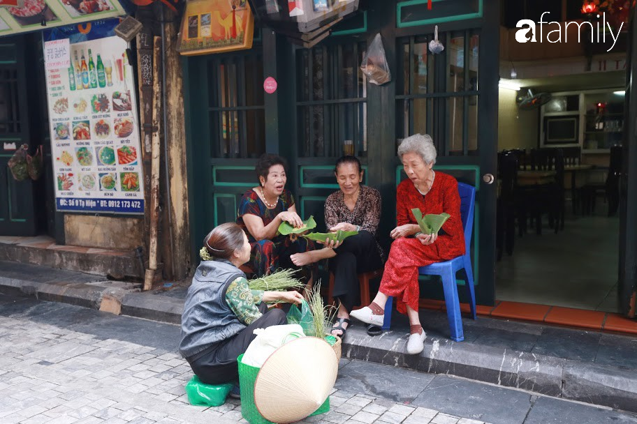Hà Nội đã chớm đông, những khoảnh khắc đầu tiên của mùa mới sao quá đỗi thân thương giản dị - Ảnh 11. Hà Nội đã chớm đông, những khoảnh khắc đầu tiên của mùa mới sao quá đỗi thân thương giản dị - Ảnh 11.