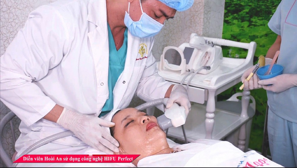 Ưu đ&atilde;i l&agrave;m đẹp hấp dẫn mừng ng&agrave;y Phụ nữ Việt Nam tại Bệnh viện Thẩm mỹ Ngọc Ph&uacute; - Ảnh 3.