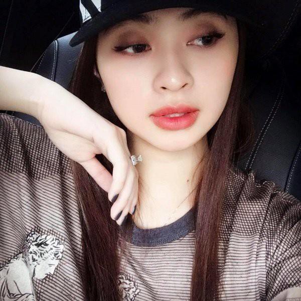 Những hotgirl sớm 'sa chân' vào con đường buôn bán ma túy và cú trượt dài của cuộc đời - Ảnh 2.