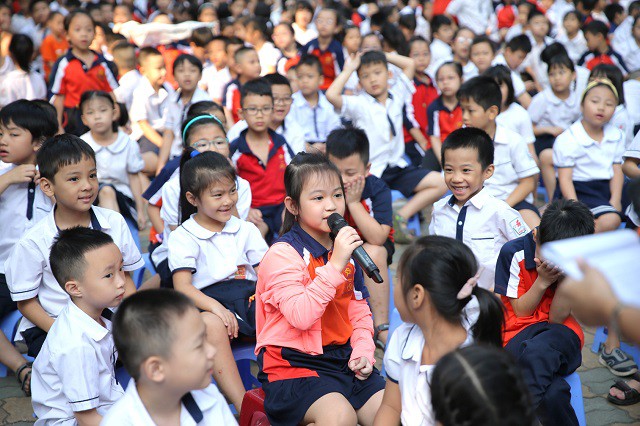 Hơn 9.000 học sinh Hà Nội bắt đầu thói quen phân loại rác tại nguồn - Ảnh 3.