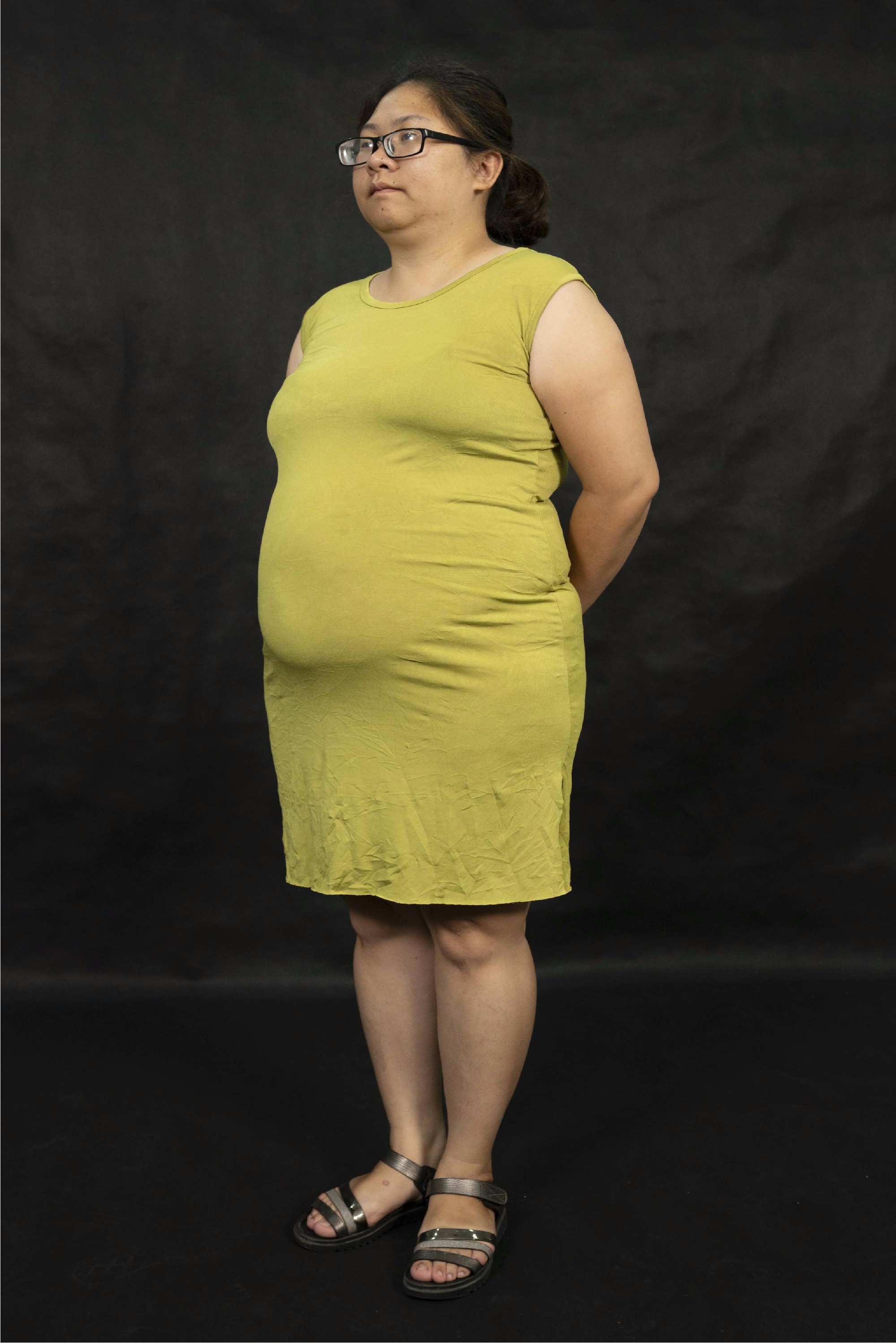 Sau 2 tháng giảm 20 kg, mẹ đơn thân lột xác từ “vịt cực xấu” hóa “thiên nga xinh đẹp” - Ảnh 2.