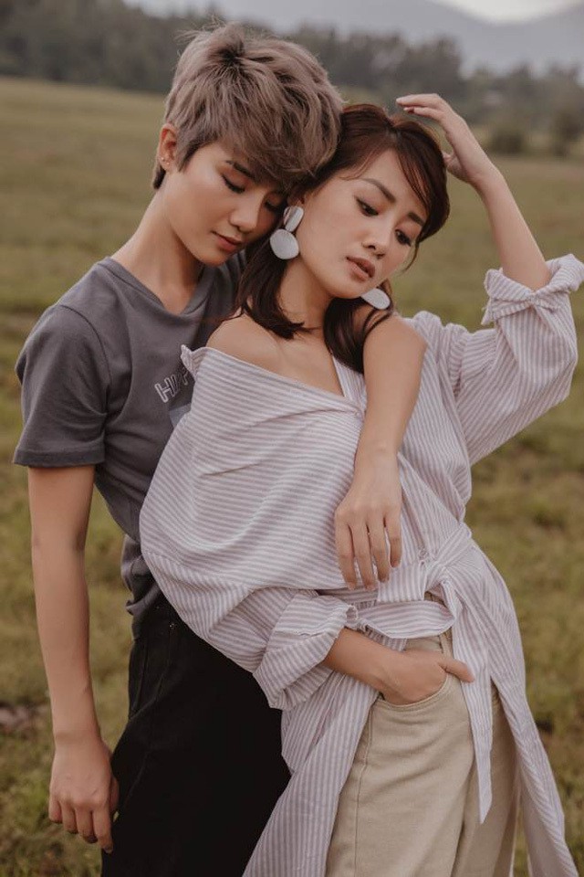 Xôn xao thông tin cặp đôi MC Quỳnh Chi và Thùy Dung đã "đường ai nấy đi", dấu hiệu bất ngờ xuất hiện trên trang cá nhân - Ảnh 4. Xôn xao thông tin cặp đôi MC Quỳnh Chi và Thùy Dung đã "đường ai nấy đi", dấu hiệu bất ngờ xuất hiện trên trang cá nhân - Ảnh 4.