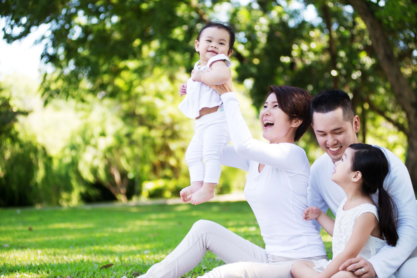 Bảo hiểm bệnh nan y, giải quyết gánh nặng tài chính cho mỗi gia đình - Ảnh 1.
