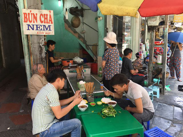 Người tiêu dùng lại ngán ngẩm vì giá thịt lợn tăng cao kéo theo cả loạt mặt hàng khác cũng tăng theo - Ảnh 5.