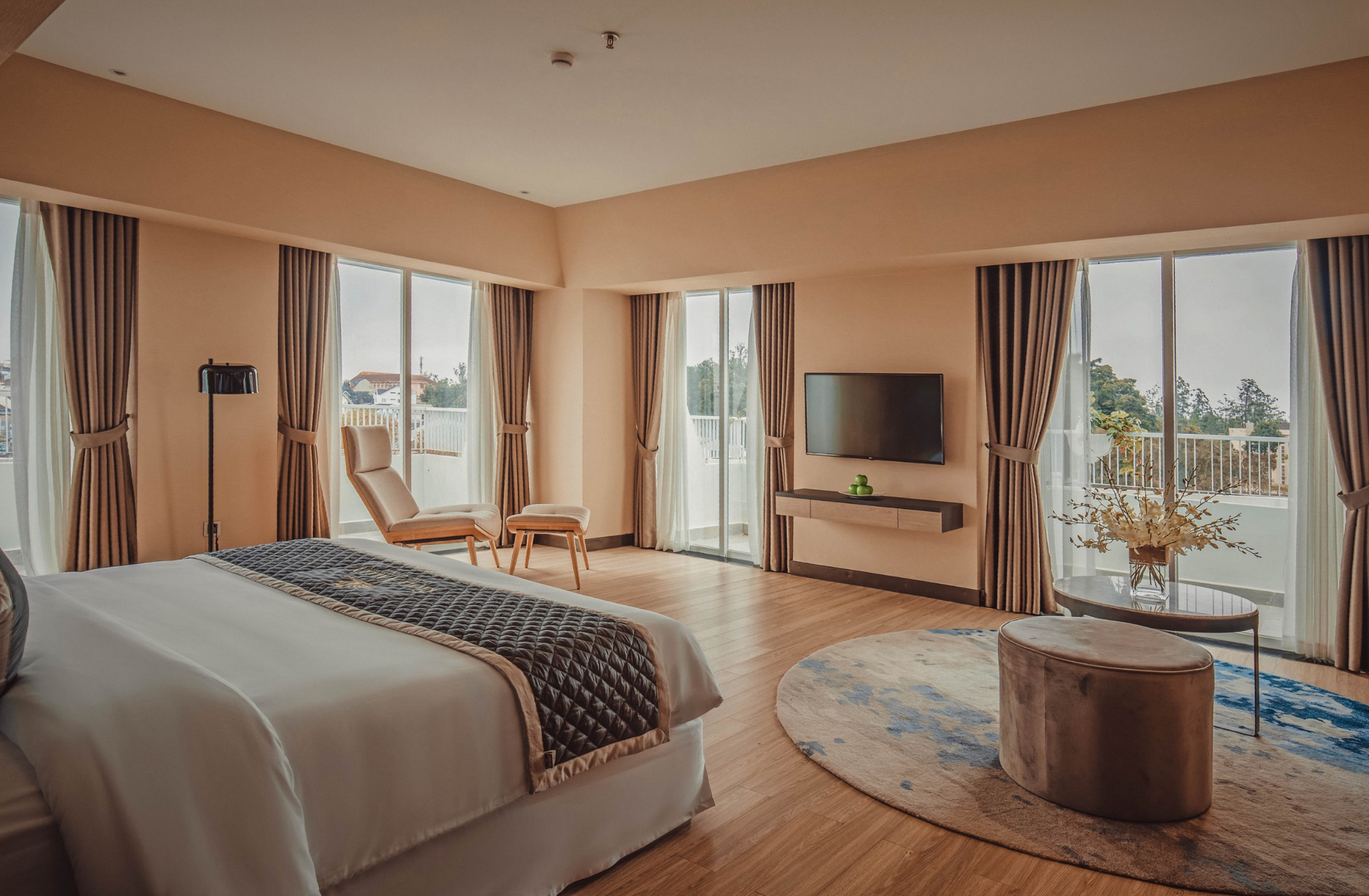 Lạc bước giữa trời âu ngay trung tâm Đà Lạt - Ảnh 3. Lạc bước giữa trời âu ngay trung tâm Đà Lạt - Ảnh 3.