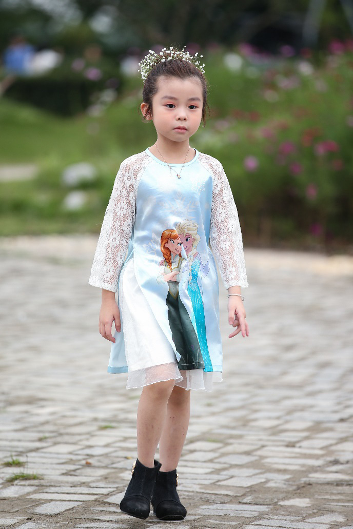 Tin vui cho mẹ bỉm sữa: Từ nay các con thoải mái diện thời trang bản quyền chất lượng quốc tế với giá cả Việt Nam - Ảnh 9.