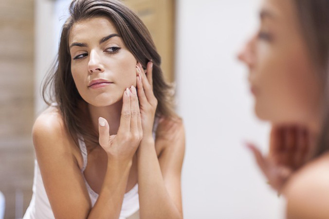 Phụ nữ châu Á sốt với trào lưu chăm sóc da theo kiểu “mèo lười” của phụ nữ phương Tây - Ảnh 2. Phụ nữ châu Á sốt với trào lưu chăm sóc da theo kiểu “mèo lười” của phụ nữ phương Tây - Ảnh 2.