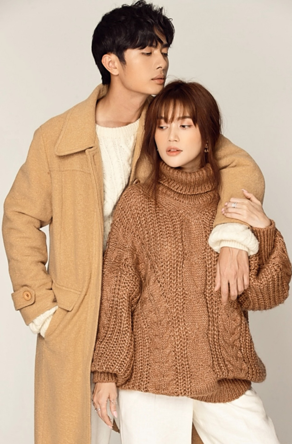 Sĩ Thanh và Huỳnh Phương tình tứ khoe bộ ảnh đậm chất thơ Hàn Quốc và cách để "giữ lửa" tình yêu - Ảnh 9. Sĩ Thanh và Huỳnh Phương tình tứ khoe bộ ảnh đậm chất thơ Hàn Quốc và cách để "giữ lửa" tình yêu - Ảnh 9.