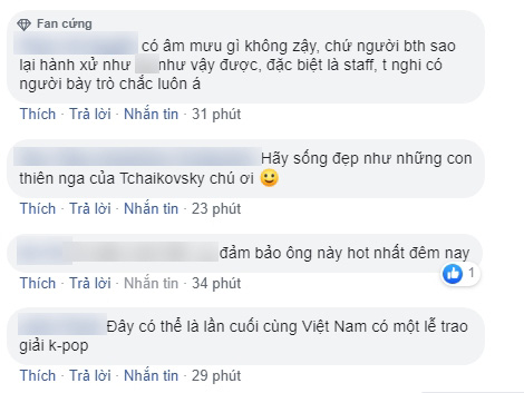 Đang xúc động vì được nhận giải lớn, Quốc Trường đứng hình khi bị một người đàn ông lạ mặt chạy lên sân khấu xin chụp ảnh  - Ảnh 4.