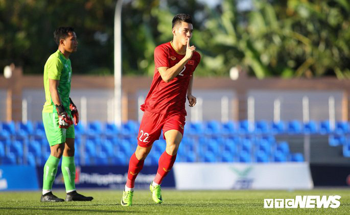 Tiến Linh lập hattrick, U22 Việt Nam thắng đậm U22 Lào - Ảnh 1. Tiến Linh lập hattrick, U22 Việt Nam thắng đậm U22 Lào - Ảnh 1.