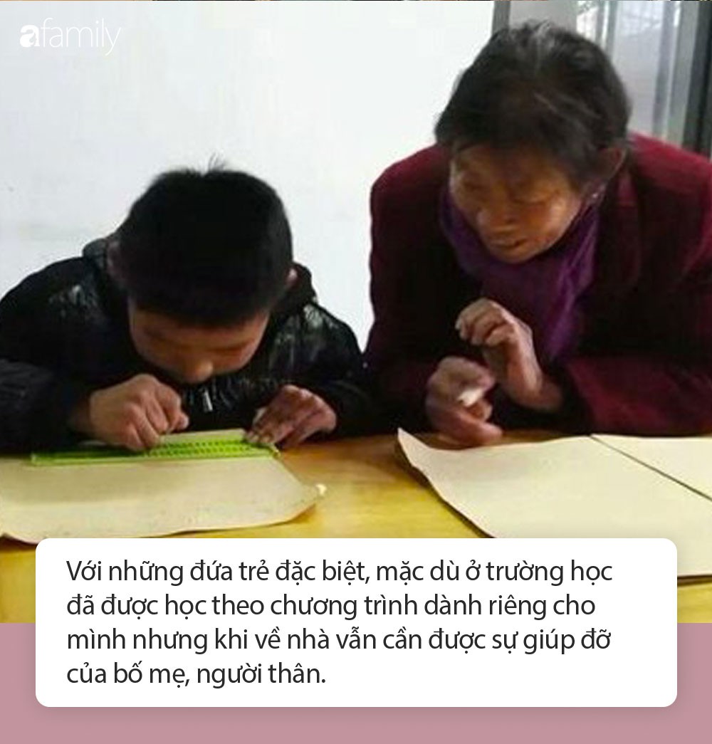 Bà ngoại hàng ngày đứng ngóng ở cửa lớp của cháu, không phải để trông chừng mà hóa ra là làm việc này - Ảnh 3. Bà ngoại hàng ngày đứng ở cửa lớp của cháu không phải để trông chừng mà hóa ra là làm việc này. - Ảnh 3.