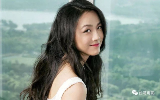 BXH vị thế của các mỹ nhân hàng đầu Cbiz: Củng Lợi giữ vững ngôi vị chị đại quyền lực, Dương Mịch và Lưu Thi Thi bị ngôi sao trẻ 9x vượt mặt - Ảnh 10. BXH vị thế của các mỹ nhân hàng đầu Cbiz: Củng Lợi giữ vững ngôi vị chị đại quyền lực, Dương Mịch và Lưu Thi Thi bị ngôi sao trẻ 9x vượt mặt - Ảnh 10.