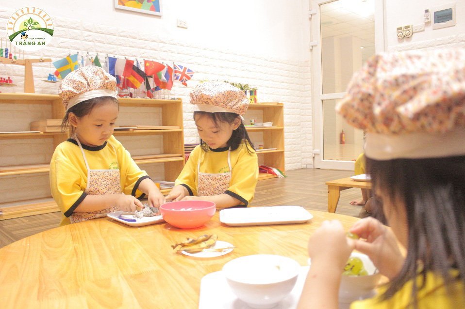 Phát triển tiềm năng cá nhân, rèn luyện khả năng Teamwork và kĩ năng giải quyết vấn đề cho trẻ từ những năm đầu đời - Ảnh 2. Phát triển tiềm năng cá nhân, rèn luyện khả năng Teamwork và kĩ năng giải quyết vấn đề cho trẻ từ những năm đầu đời - Ảnh 2.