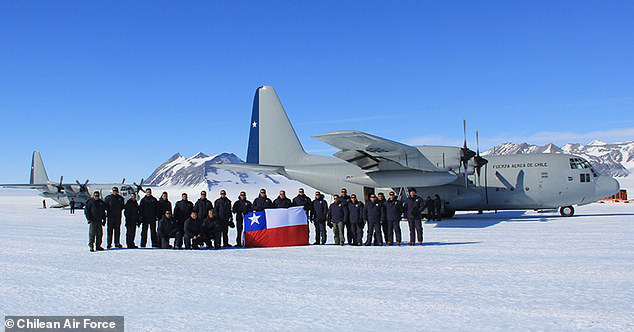 Chile: Máy bay quân sự chở 38 người đột ngột mất tích bí ẩn - Ảnh 1.
