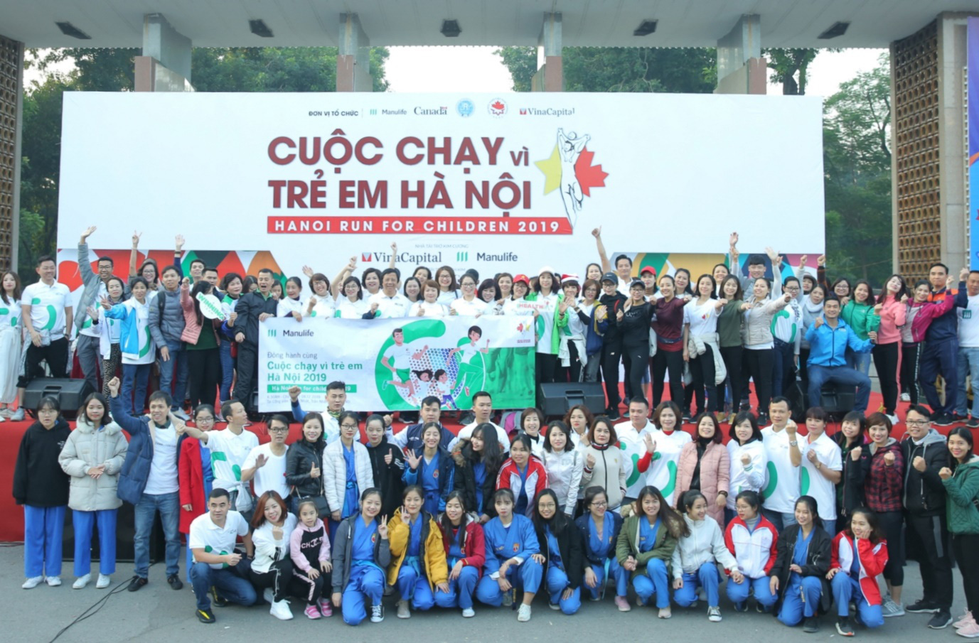 Cuộc chạy vì trẻ em Hà Nội 2019 tràn ngập sắc màu Manulife Việt Nam - Ảnh 1.