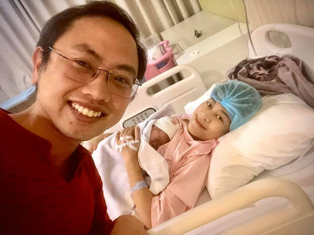 MC Phí Linh khoe hạ sinh con đầu lòng đúng vào khoảnh khắc U22 Việt Nam giành HCV SEA Games 30 - Ảnh 2.