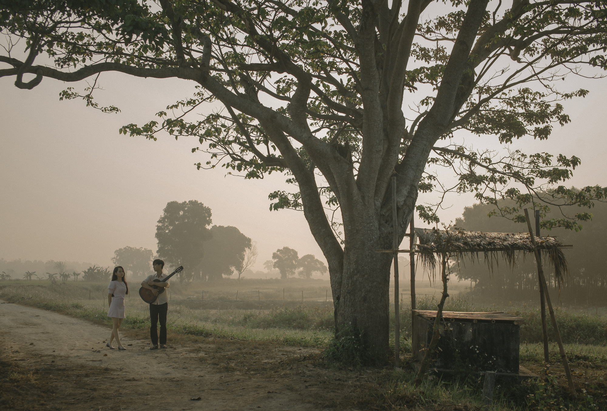 Review "Mắt Biếc":  Phim hay nhất của Victor Vũ, Trần Nghĩa - Tr&uacute;c Anh lấy nước mắt kh&aacute;n giả khi mang Ngạn v&agrave; H&agrave; Lan ra đời thực th&agrave;nh c&ocirc;ng - Ảnh 12.