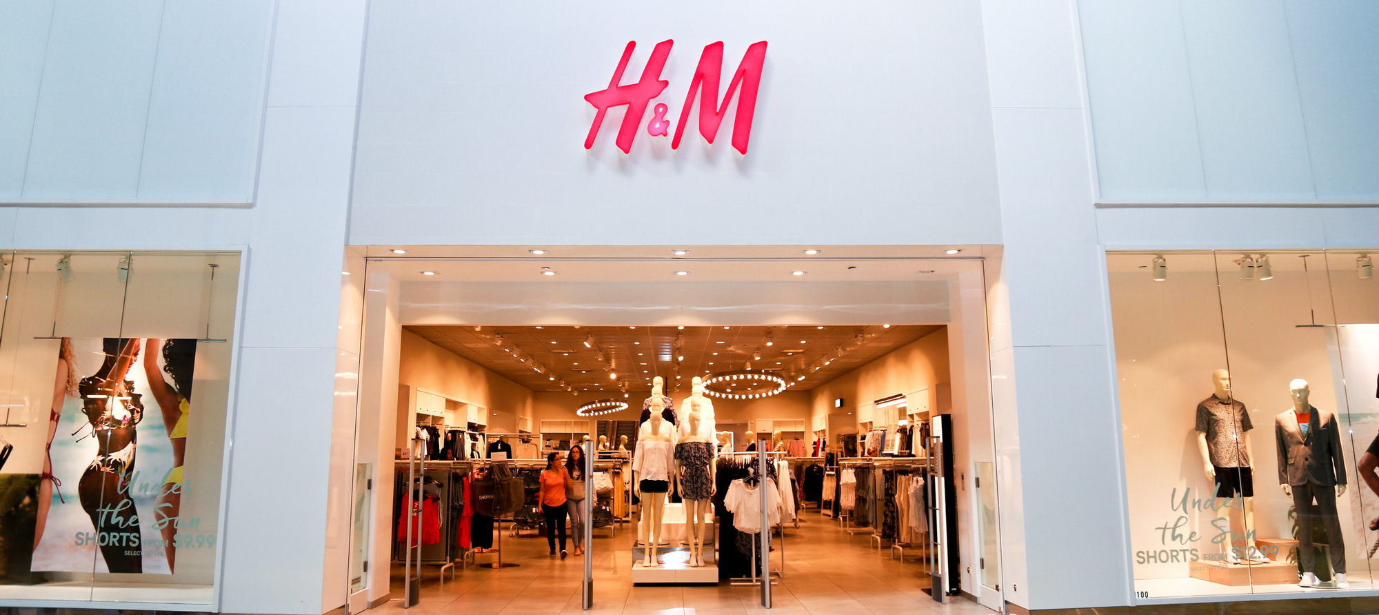 H&M Thụy Điển mở dịch vụ cho thuê quần áo với giá 850.000 VNĐ/tuần nhưng lại bị nhiều người chê bai - Ảnh 1.
