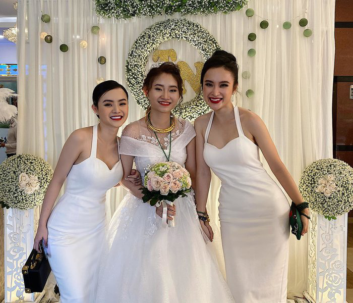 Váy cưới đẹp cho cô nàng kín đáo - Bliss Việt Nam - Trang trí tiệc cưới &  sự kiện hàng đầu Việt Nam