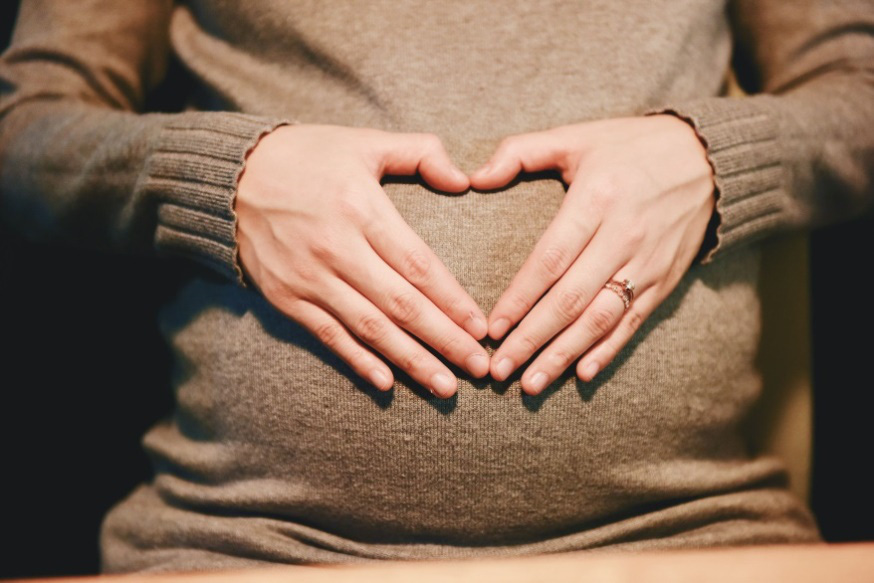 Ngoài trễ kinh thì đây cũng là những dấu hiệu sớm nhất cho biết bạn đã mang thai - Ảnh 2.