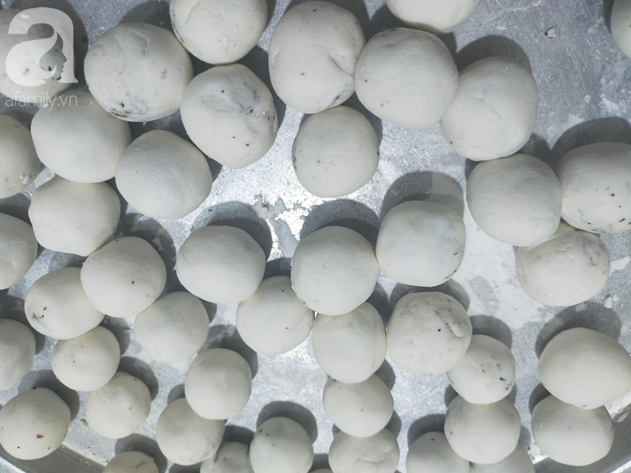 Mùa đông người Hải Phòng có món sủi dìn nóng hổi thơm phức, bạn đã thử chưa? - Ảnh 4. Mùa đông người Hải Phòng có món sủi dìn nóng hổi thơm phức, bạn đã thử chưa? - Ảnh 4.