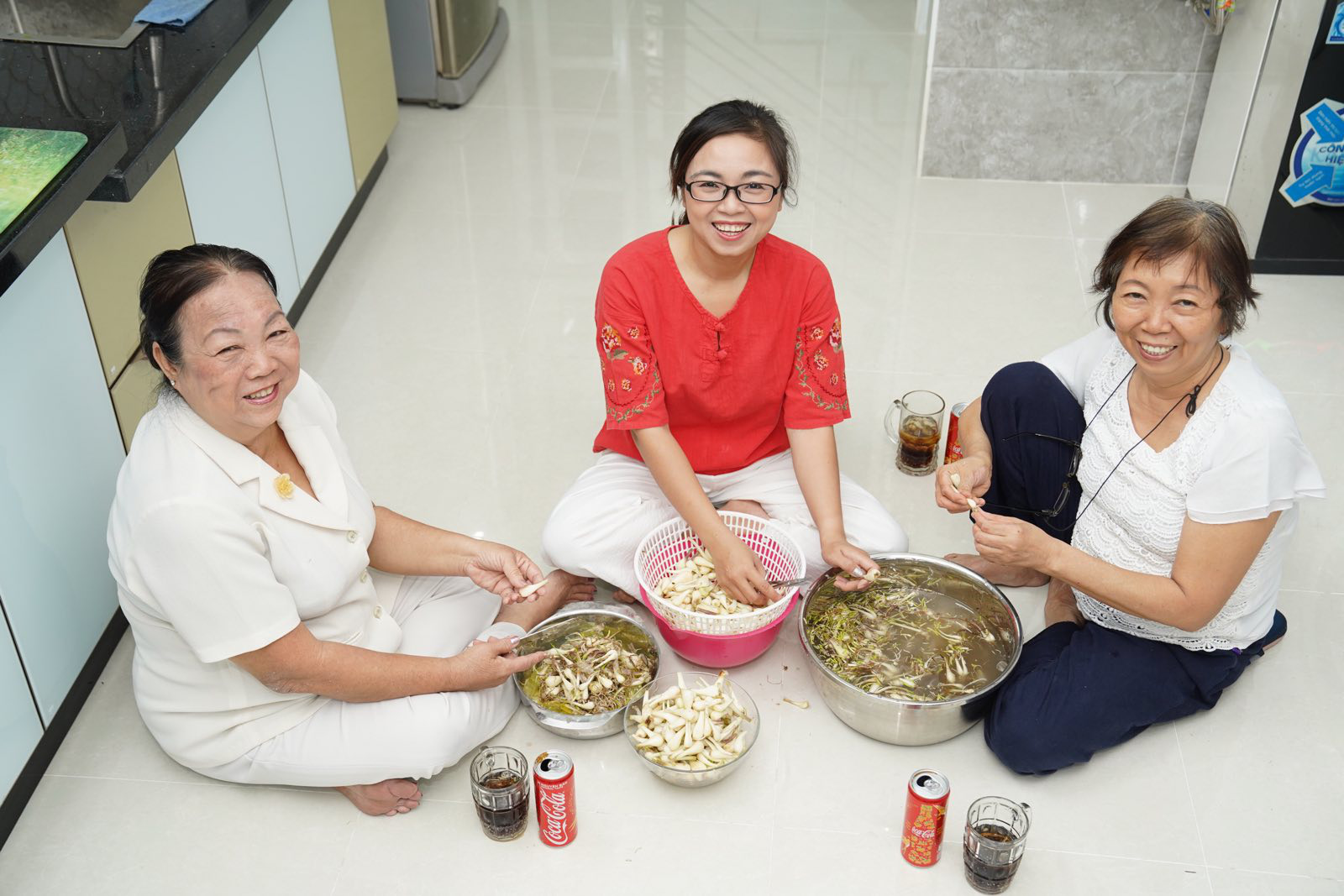 Kết th&acirc;n h&agrave;ng x&oacute;m, kết nối nh&agrave; nh&agrave; c&ugrave;ng b&agrave;n tiệc &ldquo;si&ecirc;u d&agrave;i&rdquo; dịp Tết n&agrave;y - Ảnh 1.
