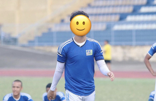 Một hot boy sân cỏ mới nổi của U23 Việt Nam lại nghi ngờ bị dính scandal lộ ảnh nhạy cảm - Ảnh 3.